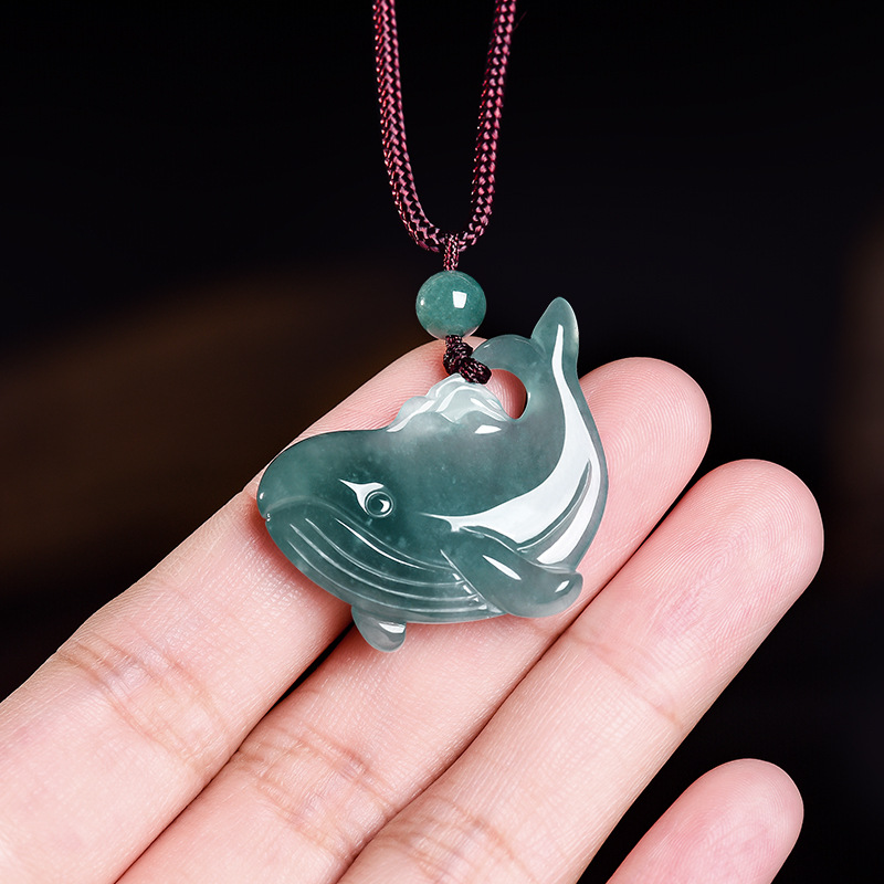 Natural Burmese Jadeite Whale  - Jewelry & Watches Spółka Z Ograniczoną Odpowiedzialnością Sp Z Oo recension och pris