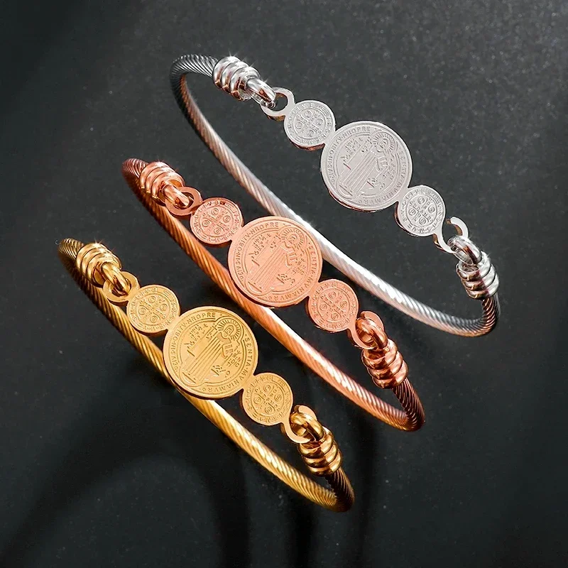 Stainless Steel Saint Benito C - Al Ain Jewelry & Watches Exhibition 2025 recension och pris
